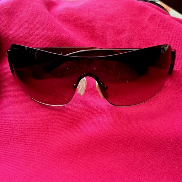 PRADA GLASSES - Picture 1 of 7